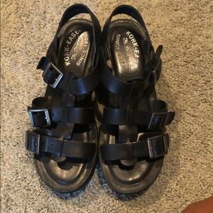 Platform sandals